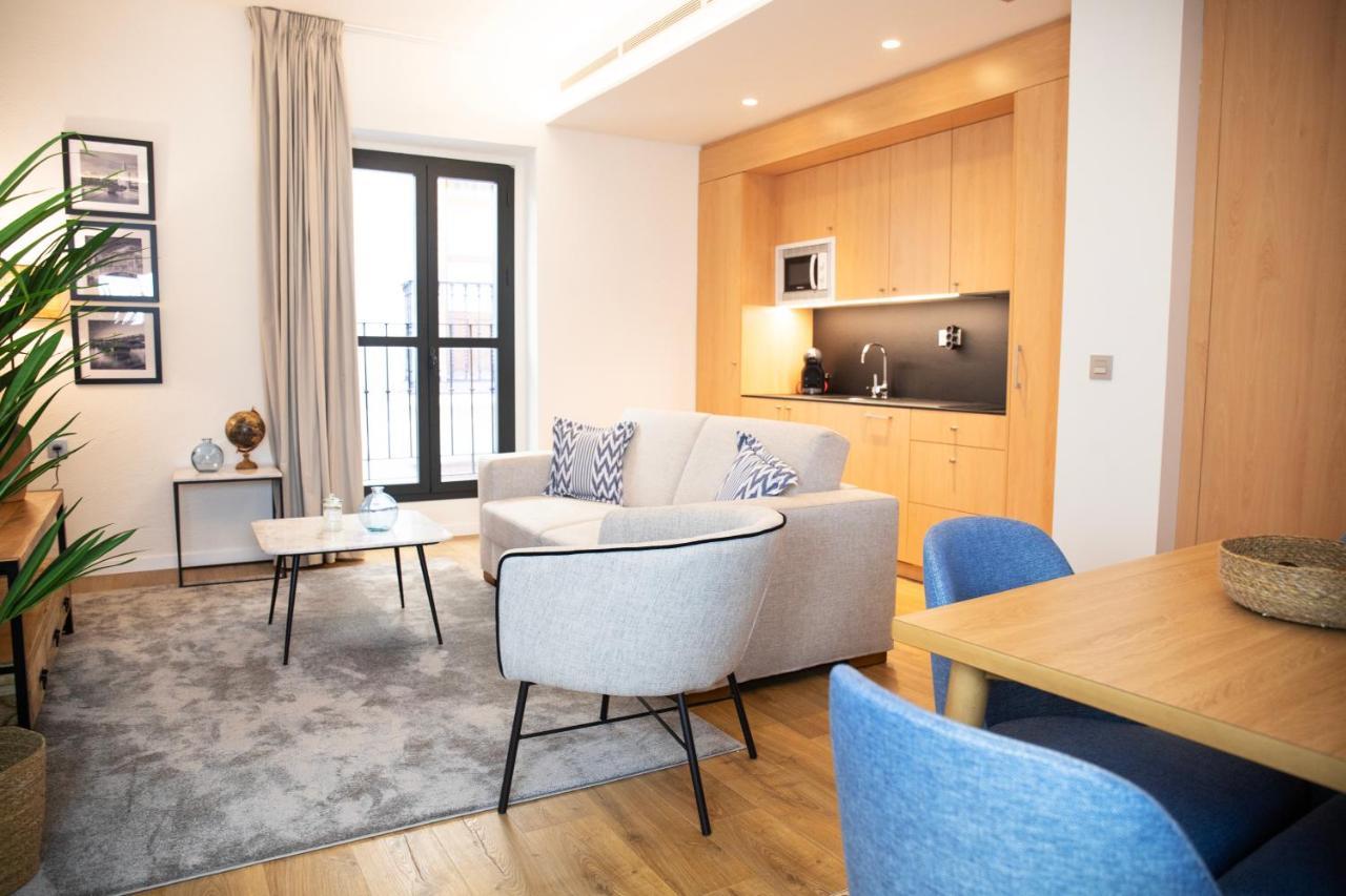 Nqn Aparts & Suites Sevilla Екстер'єр фото