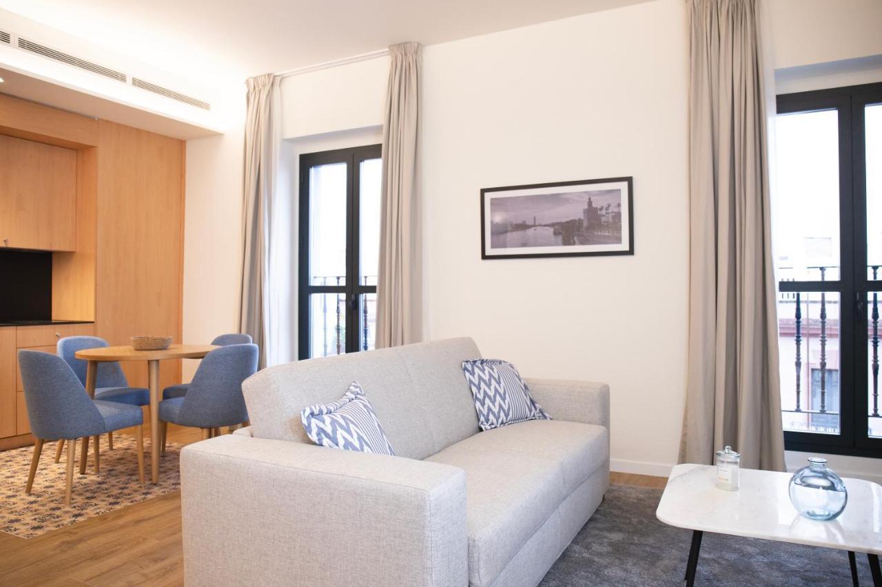 Nqn Aparts & Suites Sevilla Екстер'єр фото