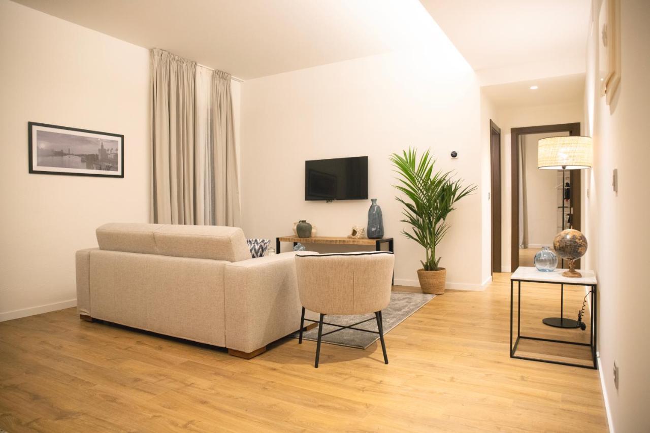 Nqn Aparts & Suites Sevilla Екстер'єр фото
