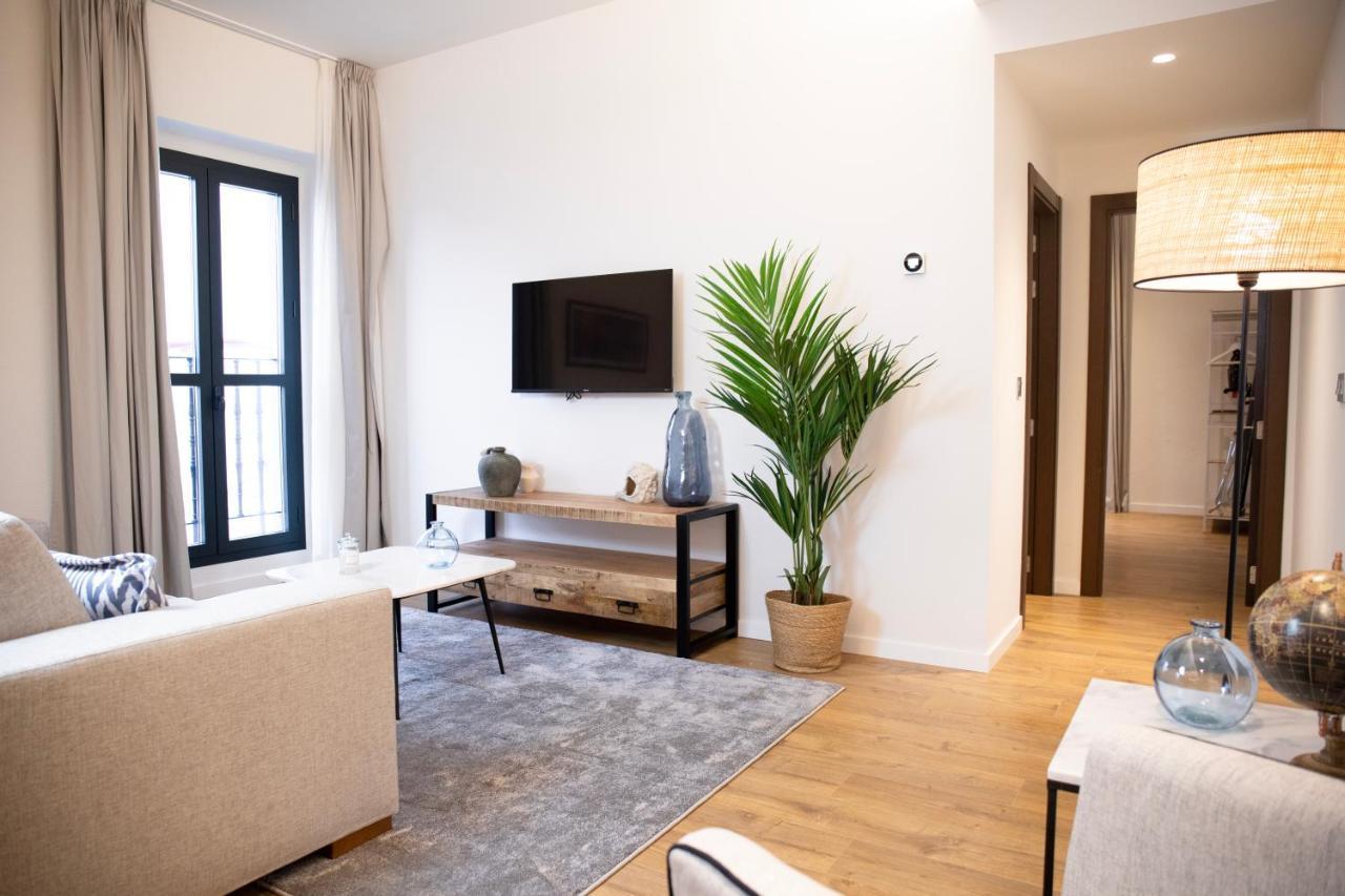 Nqn Aparts & Suites Sevilla Екстер'єр фото