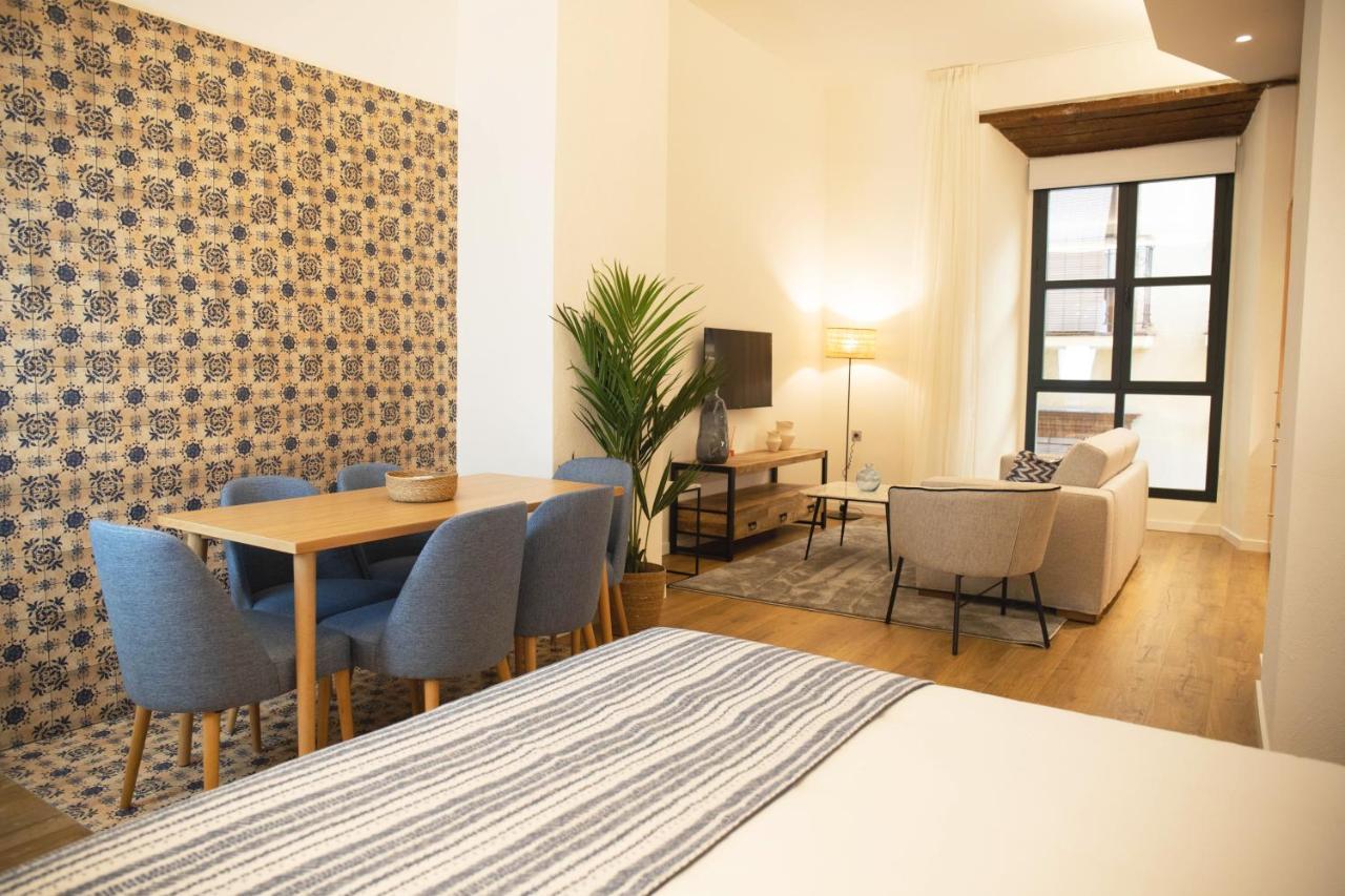 Nqn Aparts & Suites Sevilla Екстер'єр фото