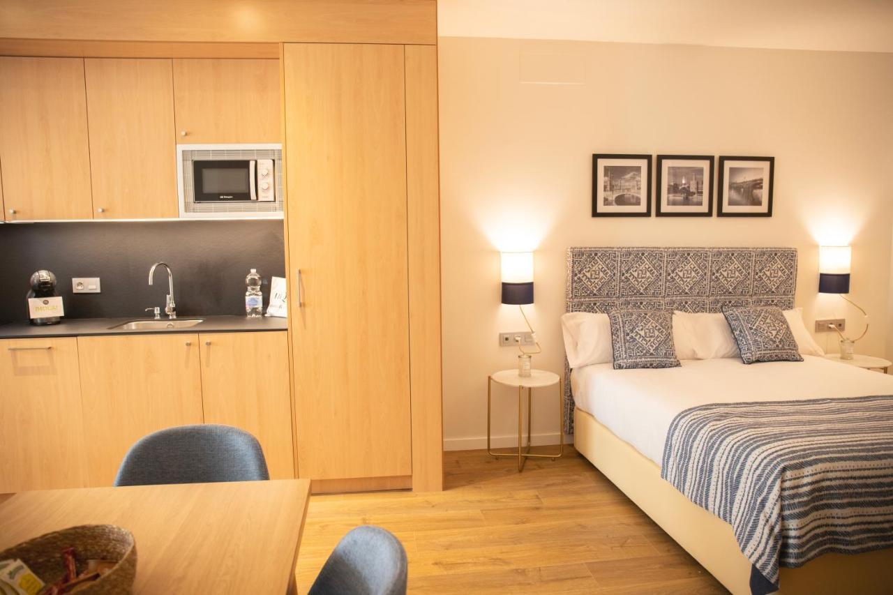 Nqn Aparts & Suites Sevilla Екстер'єр фото