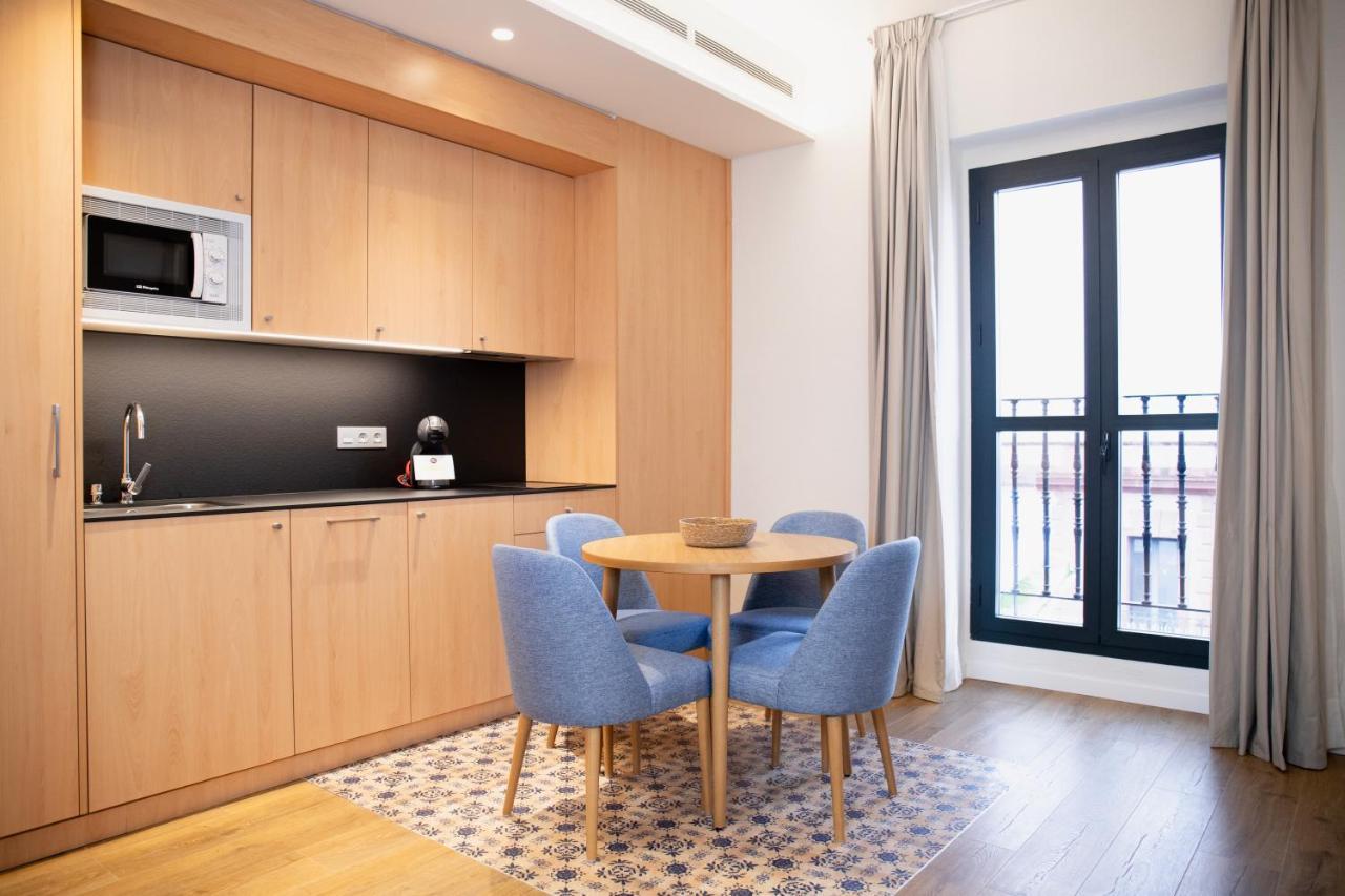 Nqn Aparts & Suites Sevilla Екстер'єр фото