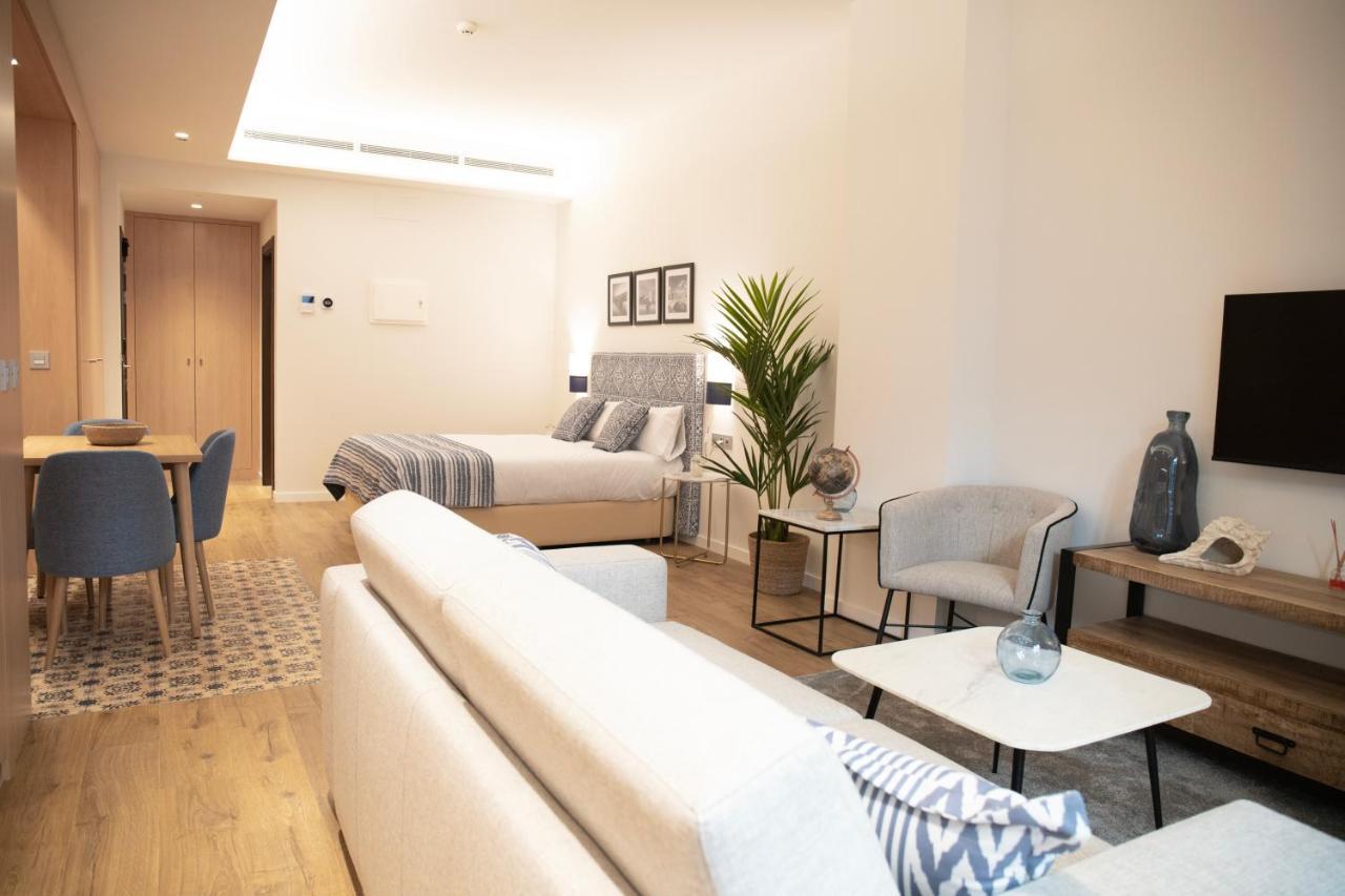 Nqn Aparts & Suites Sevilla Екстер'єр фото