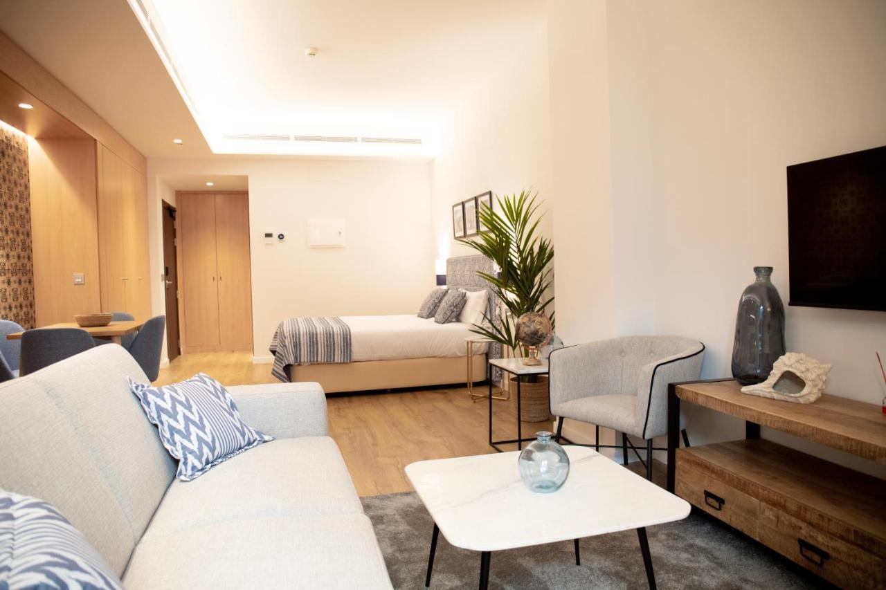 Nqn Aparts & Suites Sevilla Екстер'єр фото