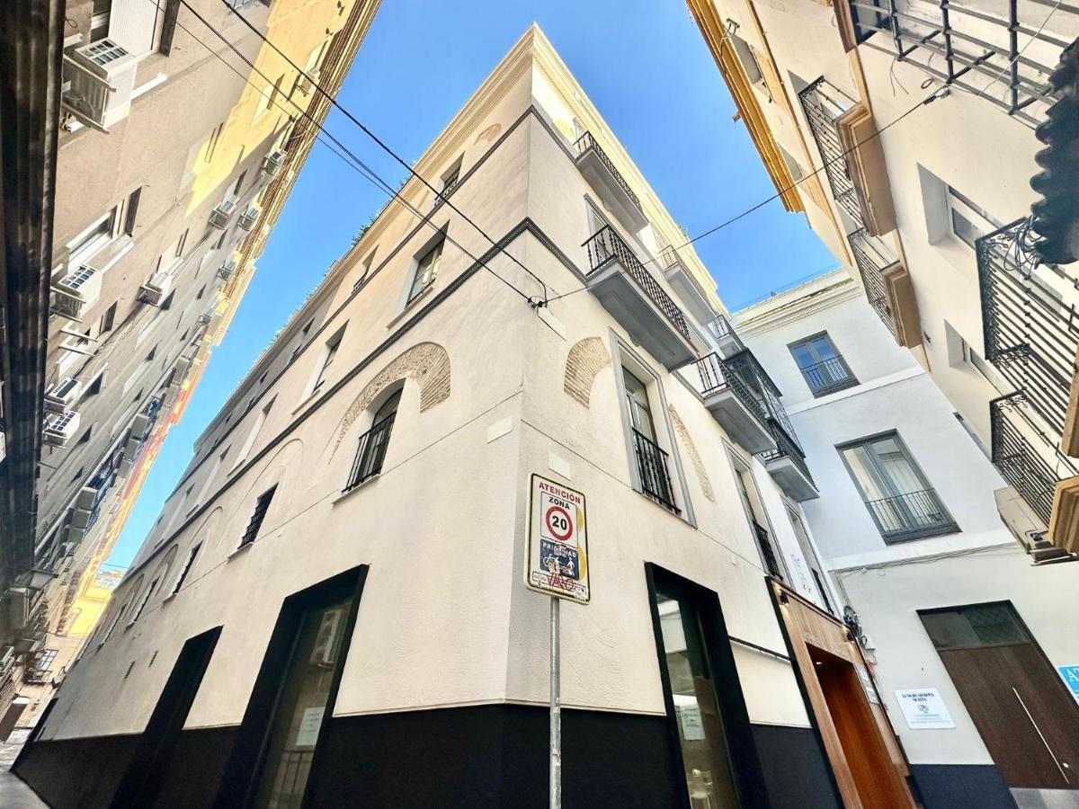Nqn Aparts & Suites Sevilla Екстер'єр фото